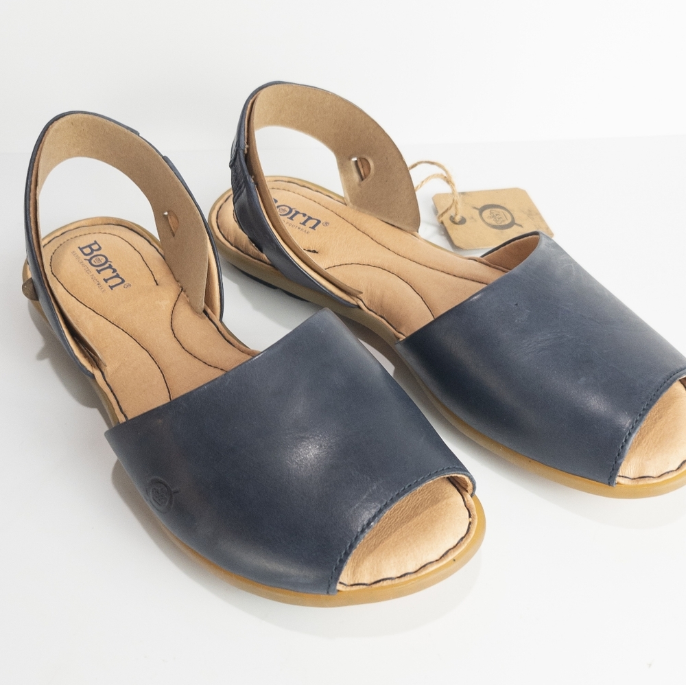 Born Trang Sandals -8 - Picture 3 of 6